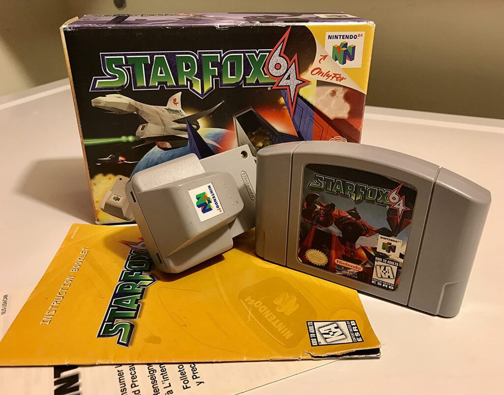 Star Fox 64 con Rumble Pack
